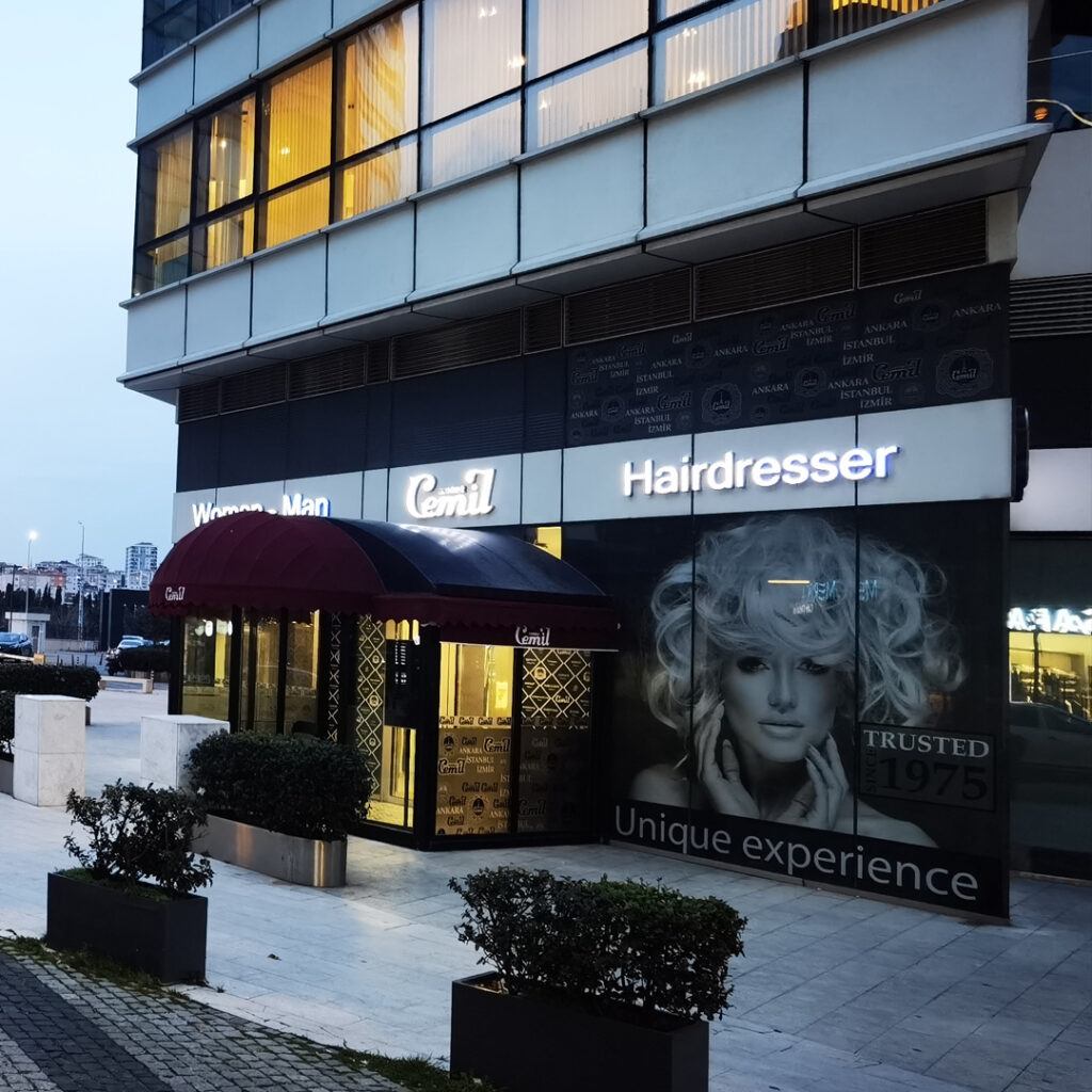 Metropol İstanbul AVM salonundan fotoğraf 2