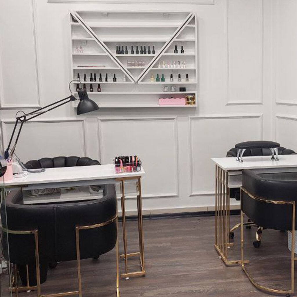 ARMADA GİRİŞ PROTEZ TIRNAK ALANI